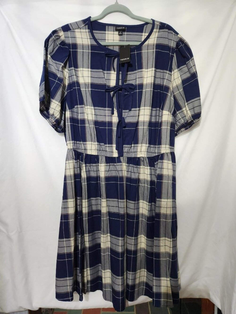 NWT Torrid Mini Crew Neck Bow Dress Splat Plaid Peacoat Size 2 18/20